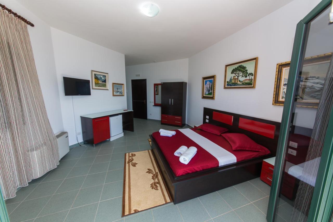 Hotel Artisti Vlorë Eksteriør bilde
